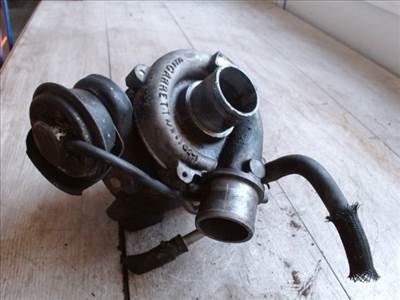 TOYOTA Avensis Verso 2001.08.01-2009.03.31 Turbó