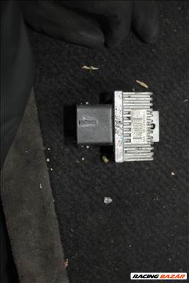 Renault Mégane  2013 1.5D K9K636  izzító relé 110678071R