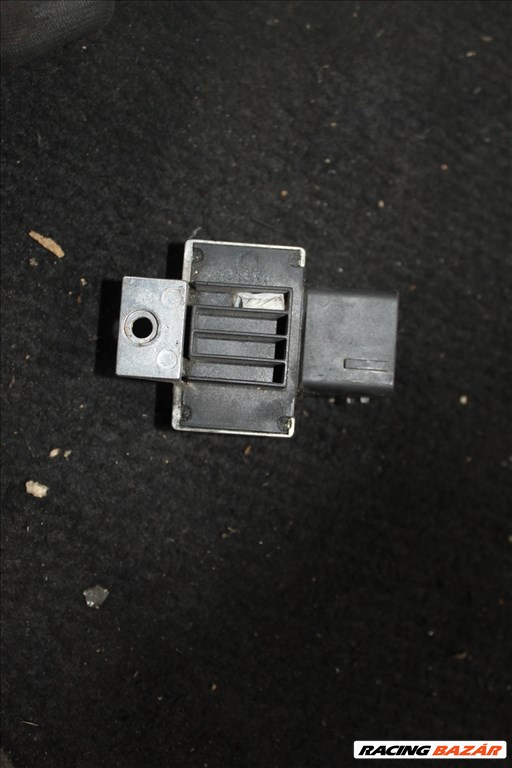 Renault Mégane  2013 1.5D K9K636  izzító relé 110678071R 3. kép