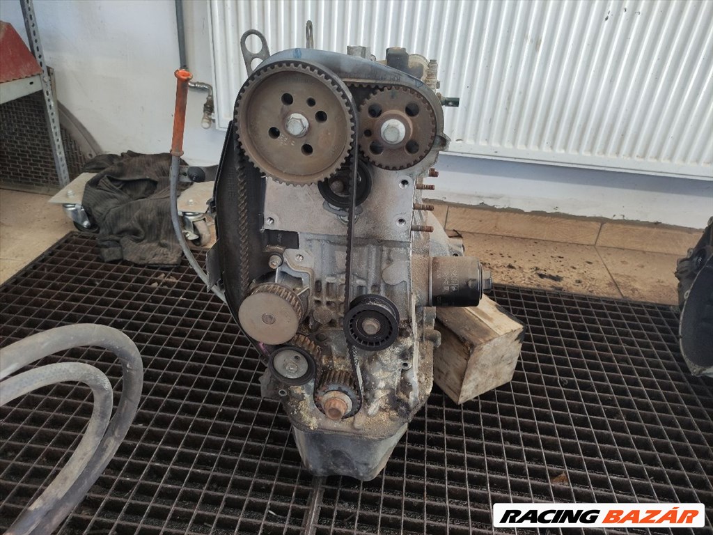 Skoda Fabia II Combi 1.4 16V - Motor (Fűzött blokk hengerfejjel) (bxw176368) 5. kép