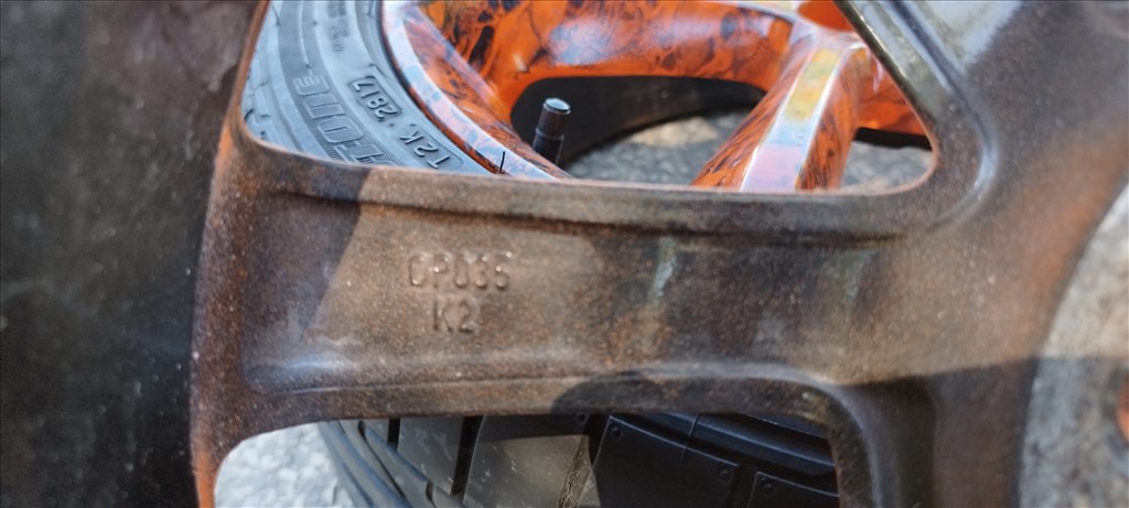 Opel D Corsa Opc gyári 17" alufelni szett egyedi kivitelben, 215/40 Bridgestone nyári gumival eladó! 7. kép