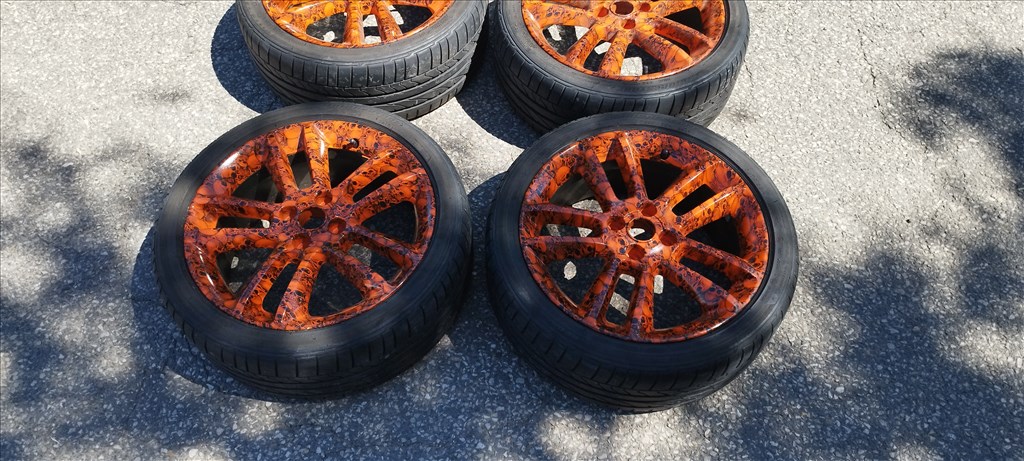 Opel D Corsa Opc gyári 17" alufelni szett egyedi kivitelben, 215/40 Bridgestone nyári gumival eladó! 2. kép