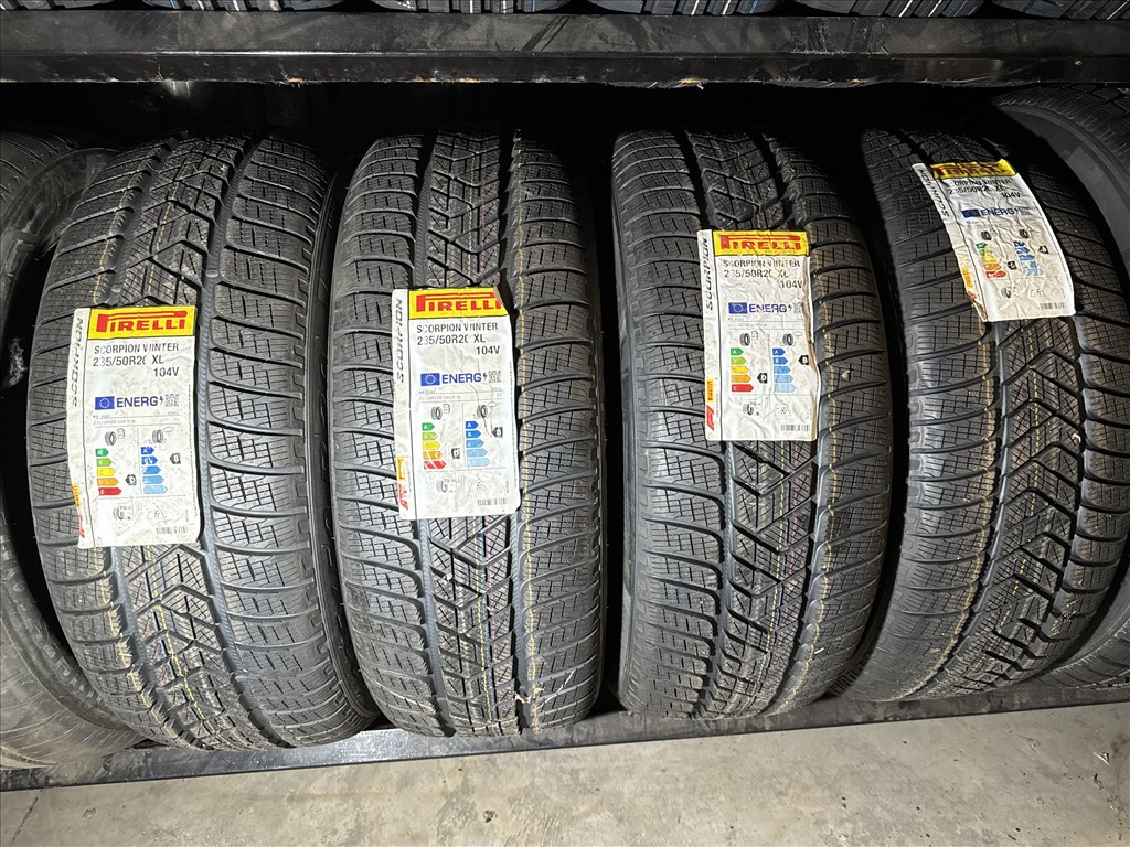 235/50 R20 Pirelli Scorpion Winter 104V l 2db l DOT:3621 1. kép