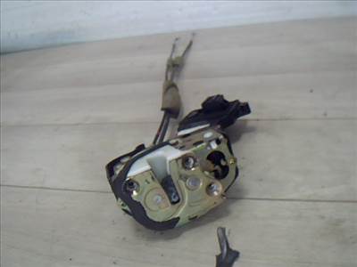 MAZDA 6 02-05 Bal hátsó ajtó zárszerkezet mechanikus