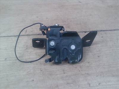 MAZDA DEMIO 98.08-00.05 Csomagtér ajtó zárszerkezet