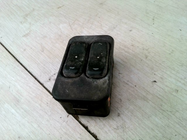 OPEL CORSA C 00-06 Bal első ablakemelő kapcsoló 1. kép
