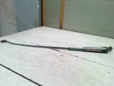 RENAULT TRAFIC -94 Ablaktörlő kar jobb első