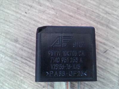 SEAT Toledo 1999.04.01-2004.09.30 Relé