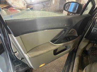 TOYOTA AVENSIS lépcsőshátú (ZRT27, ADT27) Bal első Ajtó Kárpit