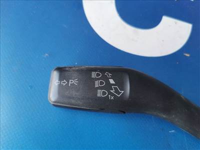 Audi A3 (8P) AUDI A3 Bal Kormánykapcsoló Irányjelző 1k0953513e