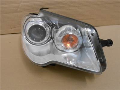 VW Touran Facelift 2007-2010, Jobb Xenon fényszóró 1T1941752A 1k0941329
