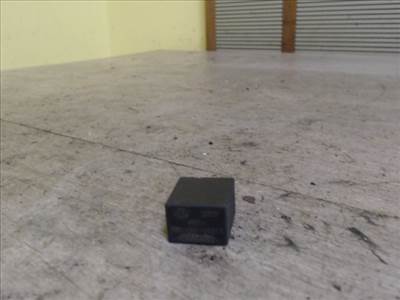 DAEWOO LANOS -01 Relé