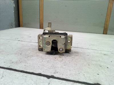 DAEWOO RACER Jobb első ajtó zárszerkezet mechanikus