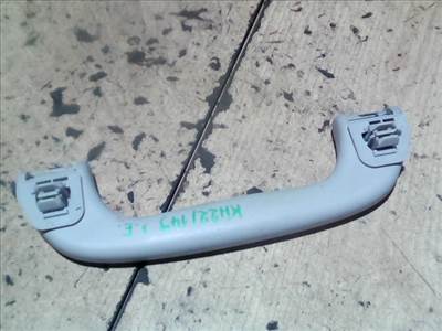 MAZDA 6 02-05 Jobb első kapaszkodó 