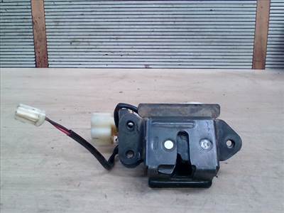 MAZDA MPV 99-05 Csomagtérajtó zárszerkezet