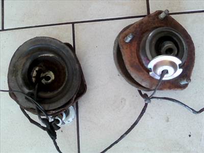 OPEL ASTRA F 91-94 Bal első felső rugótányér