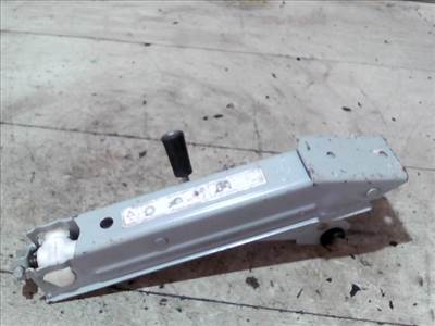 PEUGEOT 307 01-05 Autóemelő