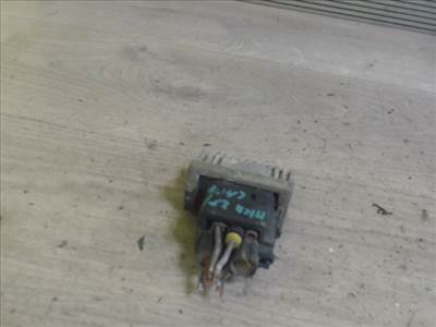 RENAULT LAGUNA 00-05 Izzítórelé