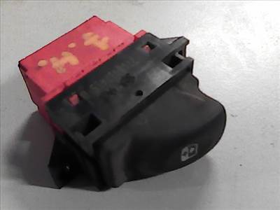 RENAULT LAGUNA 98- Jobb hátsó ablakemelő kapcsoló