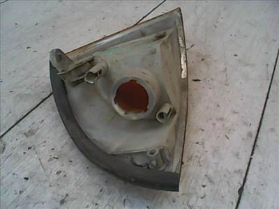 SUZUKI SWIFT 96-05 Bal első irányjelző