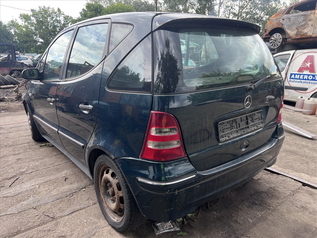 Mercedes A 170 1.7D bontott alkatrészei 2. kép