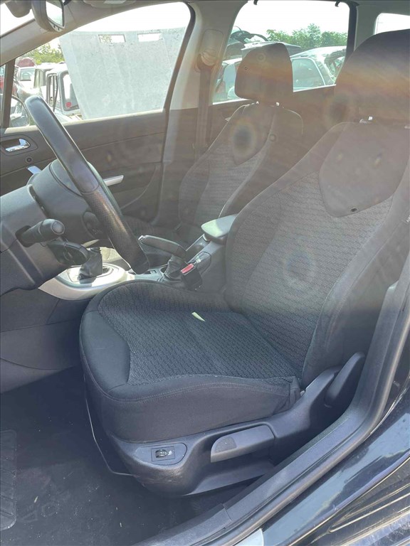 Peugeot 308 SW, 5FY, ÚJ TURBÓ, KTVD bontódik 3. kép