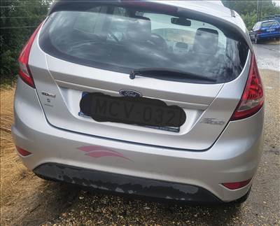Ford Fiesta Mk6 Hátsó lökhárító 