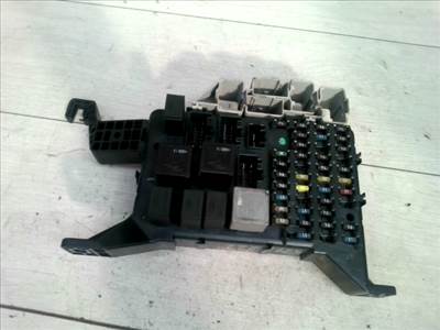 FORD MONDEO 01-07 Biztosítéktábla BCM BSI BSM SAM GEM modul Utastér