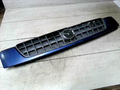 MAZDA DEMIO 98.08-00.05 Hűtőrács díszrács