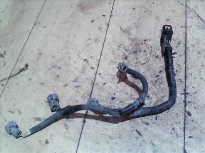 MITSUBISHI CARISMA 99.08- Injektor elektromos csatlakozó 