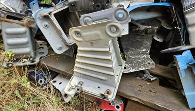 Opel Astra H, Opel Zafira B Lámpakeret és nyúlványvég