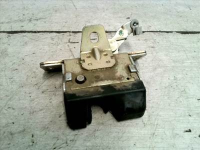 OPEL CORSA B 93-00 Csomagtérajtó zárszerkezet