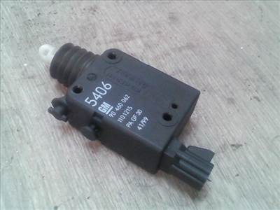 OPEL Zafira 98.09.01-05.08.31 Központizár motor 