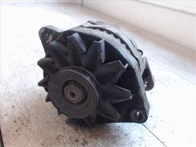 RENAULT CLIO 90-96 Generátor.benzines