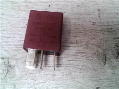 RENAULT MASTER 2010.04-2019.08 Relé