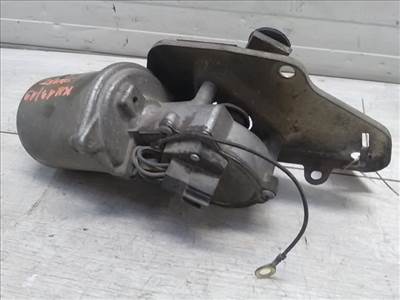 SUZUKI SWIFT 96-05 Ablaktörlő motor első