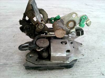 SUZUKI SWIFT 96-05 Bal hátsó ajtó zárszerkezet mechanikus