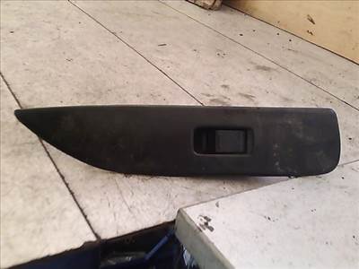 SUZUKI SWIFT 96-05 Jobb első ablakemelő kapcsoló
