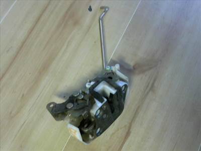 SUZUKI WagonR+ Jobb tolóajtó zárszerkezet