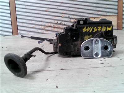 VOLKSWAGEN GOLF IV. Jobb első ajtó zárszerkezet központizáras