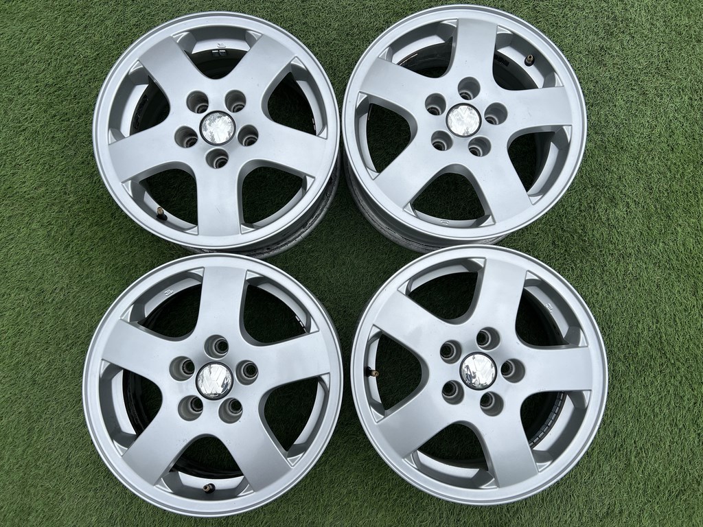 5x100 14" Skoda gyári alufelni 6Jx14h2 ET43 1. kép