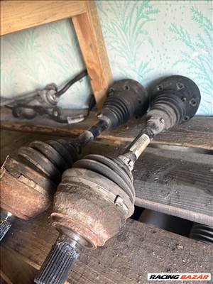 Audi Q7 (4L), Volkswagen Touareg I féltengely 