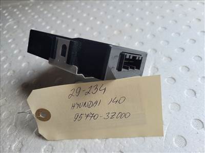 HYUNDAI i40 Elektronika (Magában) 957703Z000