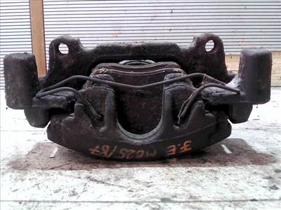 AUDI A3 2003.05 - 2005.09 Jobb első féknyereg munkahengerrel