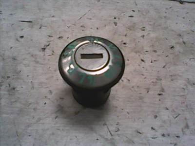 FIAT ALBEA 02.01.01-04.12.31 Jobb első ajtó dugózár