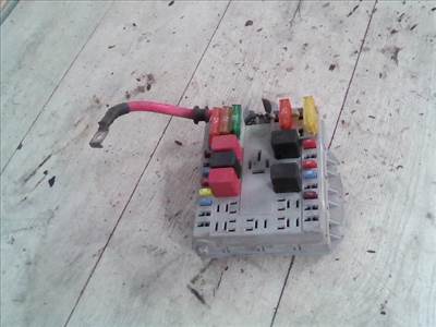 FIAT Albea 2005.01.01-2012.12.31 Biztosítéktábla BCM BSI BSM SAM GEM modul Motortér