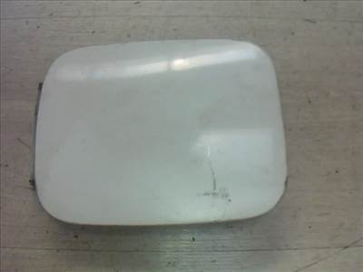 HYUNDAI LANTRA 96- Tankajtó