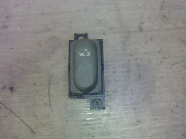 RENAULT MEGANE SCENIC 99-03 Ablakemelő kapcsoló pozíció független 1. kép