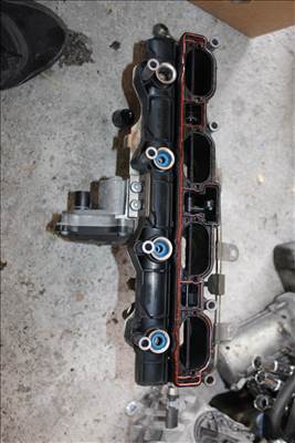 Audi A3 2.0FSI 03-08 BVY szívósor  06d133209t