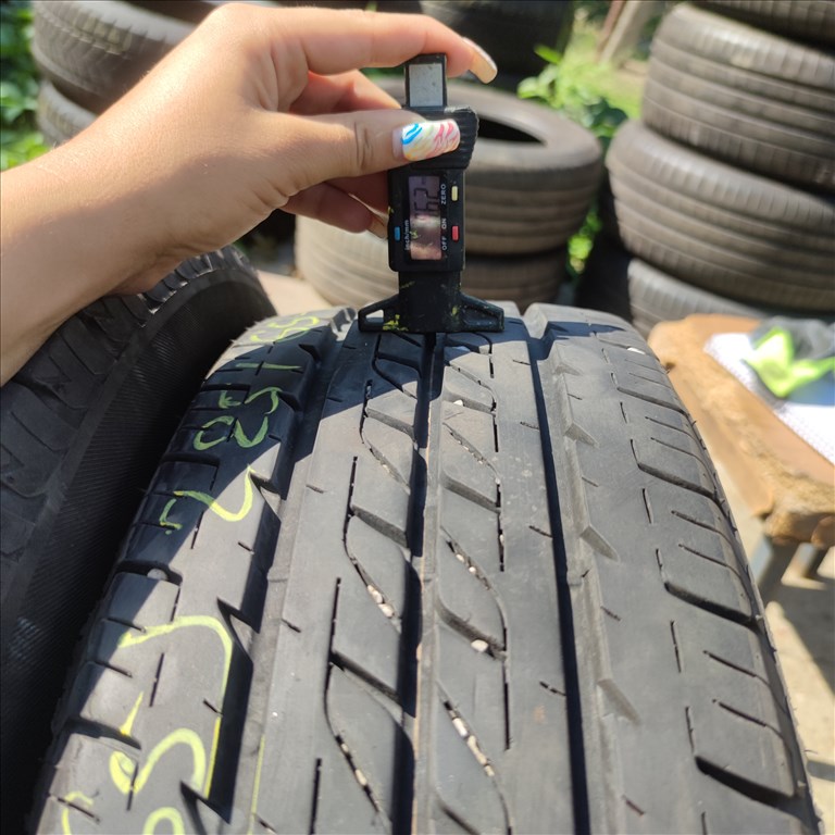  225/65 R16C Lassa nyári gumi 33000ft a 2db/65/ 2. kép